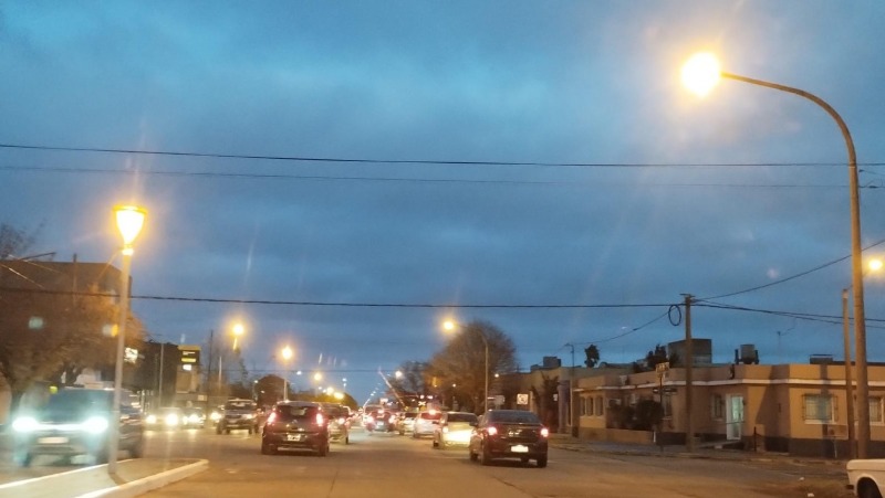 Alerta amarilla por viento para casi todo este lunes